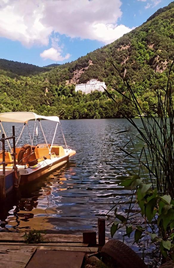 Villa Enrico Monticchio  Dış mekan fotoğraf